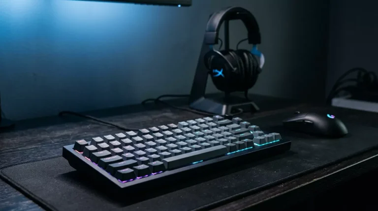 Apuestas a eSports con Bitcoin operadores y mercados CS2 Dota LoL Valorant